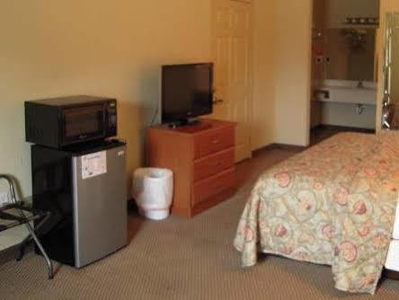 City Heart Inn & Suites Piedmont Екстериор снимка